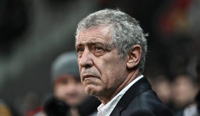 Fernando Santos: Aboubakar’ın isteği var