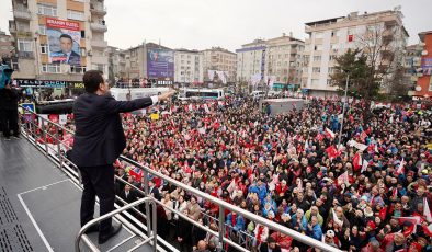 İmamoğlu’ndan Ulaştırma ve Altyapı Bakanlığı’na ‘tren’ tepkisi