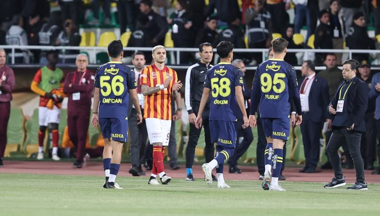 Fenerbahçe, Süper Kupa maçında sahadan çekildi: Şampiyon Galatasaray!