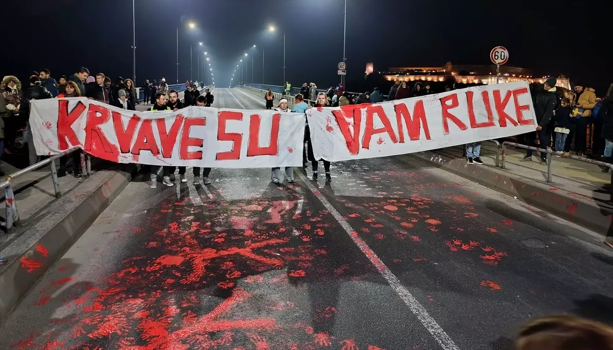 Novi Sad’da Köprü Eylemi